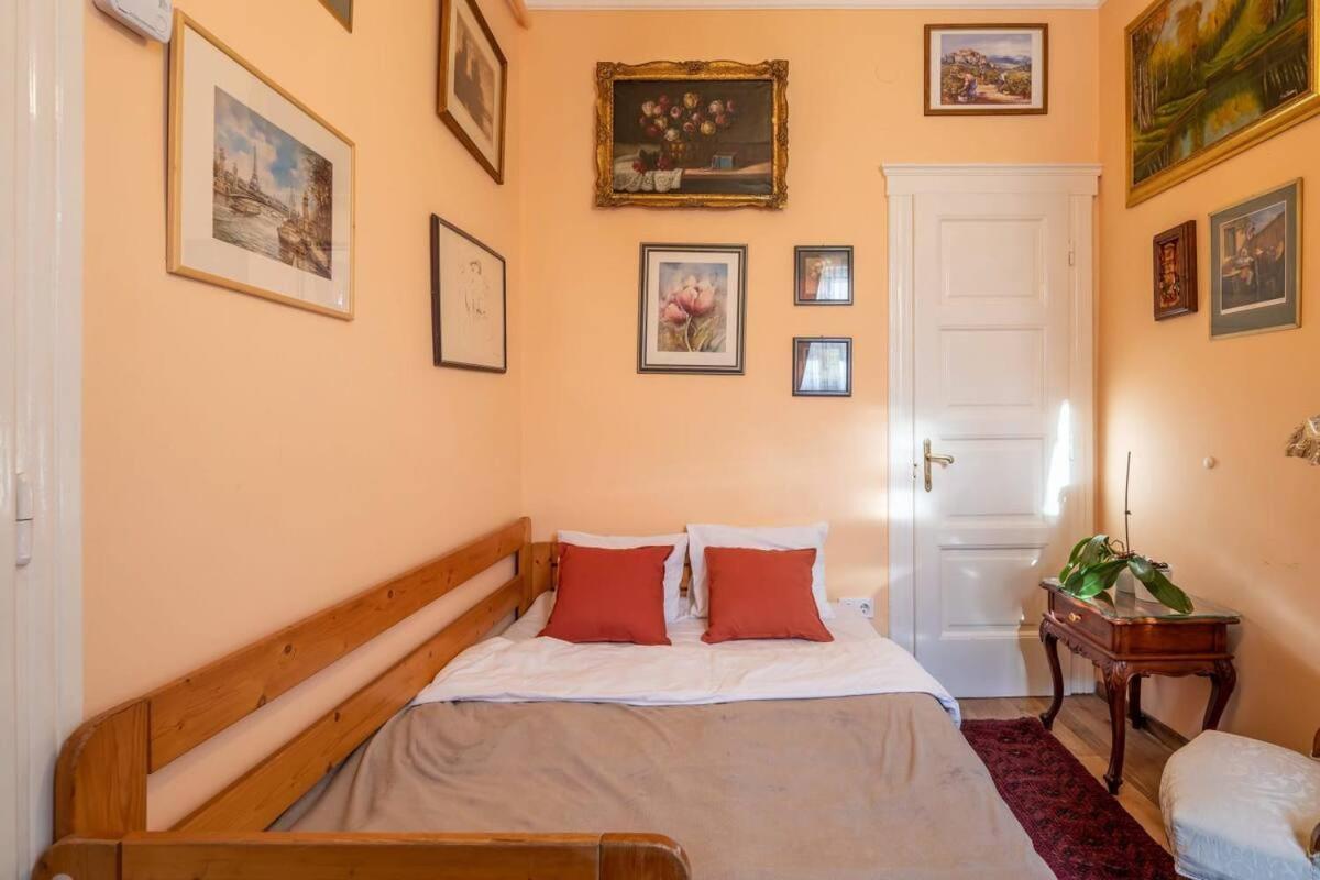 Vamhaz Boulevard Apartments Budapest Kültér fotó
