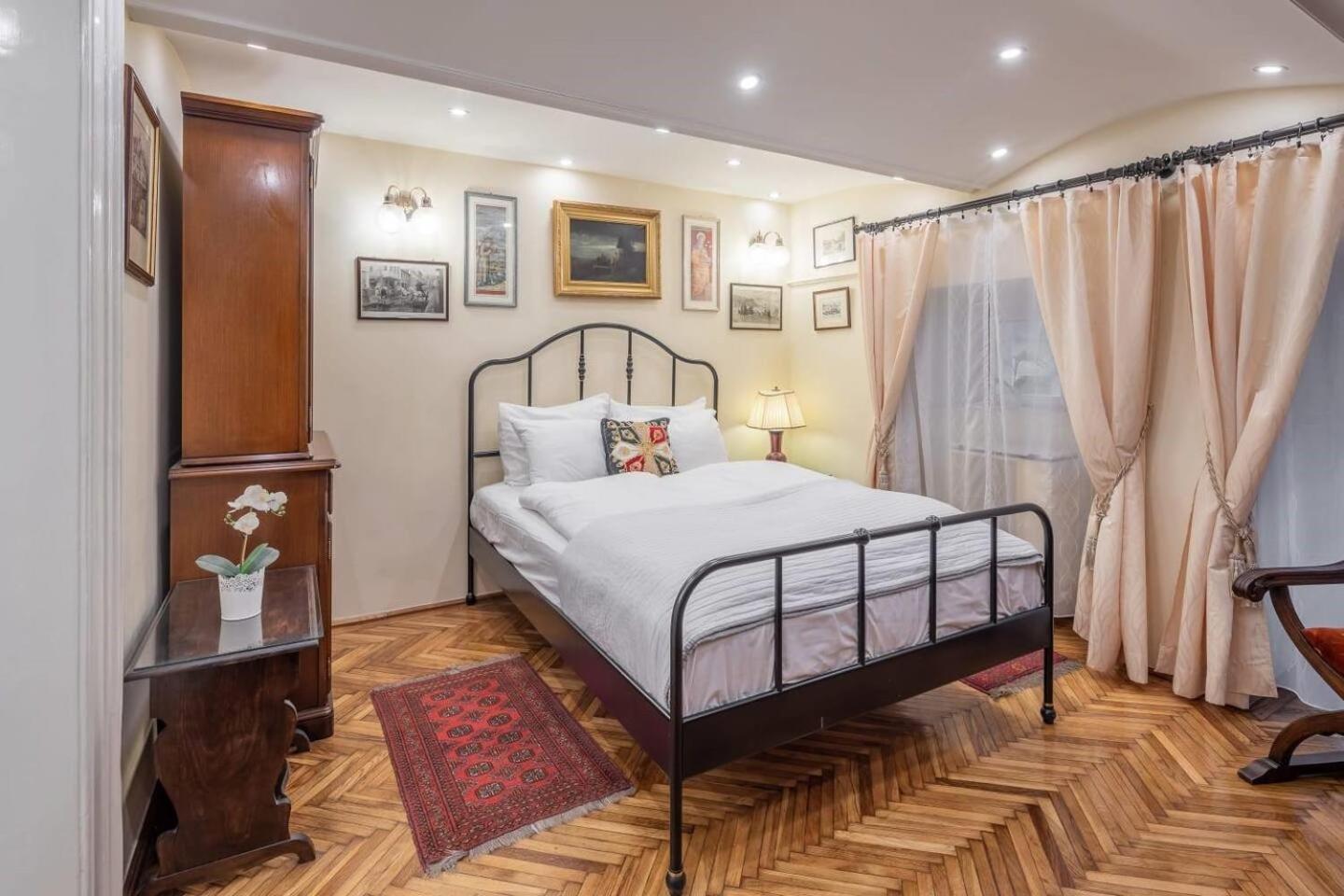 Vamhaz Boulevard Apartments Budapest Kültér fotó