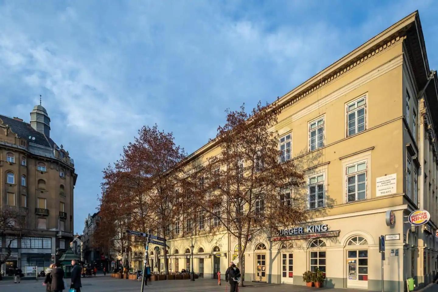 Vamhaz Boulevard Apartments Budapest Kültér fotó